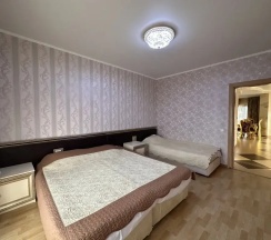 Номер Premium с 3 комнатами с балконом в Holiday