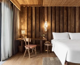 Двухместный номер Premium с балконом и с видом на сад (двуспальная кровать) в Dinso Resort & Villas Ko Chang, Vignette Collection