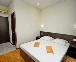 Двухместный номер Standard с балконом двуспальная кровать в Ирина