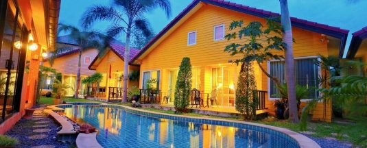 Люкс с 2 комнатами в Lemon Tree Naturist Resort Naiharn Beach Phuket