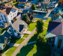 Коттедж "СЕМЕЙНЫЙ"  с кухней и камином № 6 в Орлиное гнездо