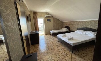 Люкс Мансарда в Ахиллес