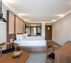 Двухместный номер Deluxe с балконом 2 отдельные кровати в Dewa Phuket Resort & Villas