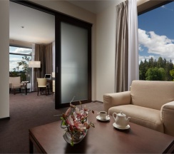 Deluxe в Величъ country club