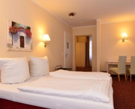 Трёхместный номер Standard в Hotel Behrmann