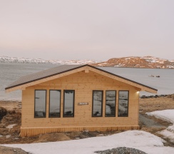 Шале с двумя спальнями "Белуха" в Cedar grass Териберка