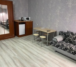 Четырёхместный номер Standard с балконом в Дюна-центр