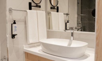 Двухместный люкс Deluxe двуспальная кровать в Park Dedeman Almaty