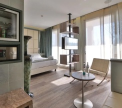 Двухместный полулюкс Wellness Resort двуспальная кровать в Hotel Ville sull'Arno