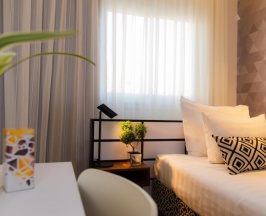 Одноместный номер Small в Prima Tel Aviv Hotel