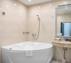 Люкс в 7 Avenue Hotel&SPA