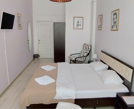 Трехместный номер №506 в Bla Bla Hostel