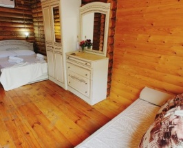  1-комнатный 4-х местный Домик с мини-кухней и террасой в Кокос