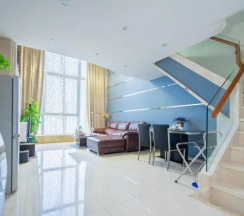 Двухместный номер Standard Дуплекс (двуспальная кровать) в Louidon Mega Duplex Apartment - Beijing Rd