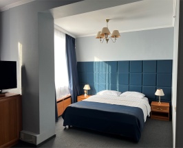 Комфорт с большой кроватью в Аструс