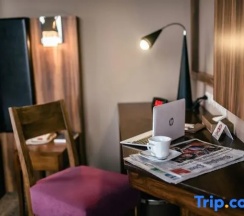 Номер Superior с видом на реку в Grand Howard Hotel Bangkok