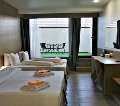 4-местный номер полулюкс с патио в Браво