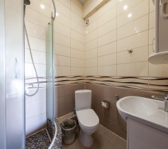 Номер люкс (с завтраком) в Kaskad house