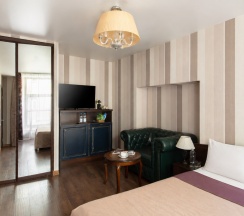 Одноместный улучшенный в Martin Hotel