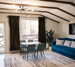 Студия Семейная с балконом и с видом на горы в Winterfell