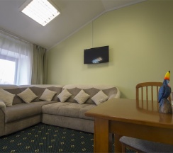 Семейный с диваном в Бахет