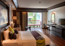 Номер Deluxe с балконом в The Elements Krabi Resort