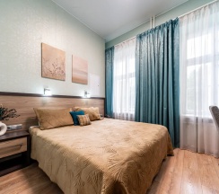 Просторный номер с кроватью King Size в Риволи́