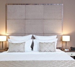 Номер делюкс в L`Hotel