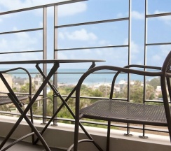 Двухместный номер Standard с балконом 2 отдельные кровати в Familia Hotel Jeju