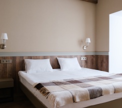 Люкс 2-й этаж (203,202) в Увельские курорты