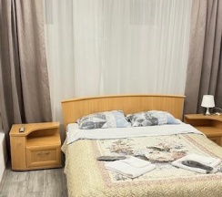 Номер улучшенный с 1 двуспальной кроватью (цокольный этаж) в Kovensky