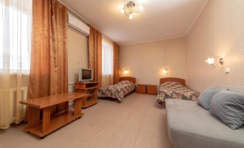 Номер полулюкс с 2 односпальными кроватями в Москва