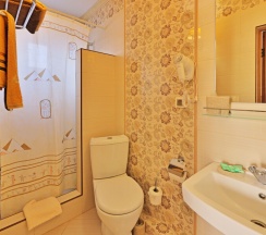 Трёхместный номер без балкона в Лорис