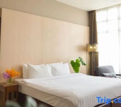 Номер Superior с видом на реку в Grand Howard Hotel Bangkok
