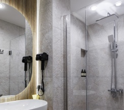 Премьер в Шувалоff