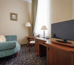 Двухместный полулюкс Comfort двуспальная кровать в Селигер Палас