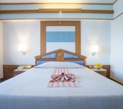 Номер Executive с балконом и с видом на море в Asia Cha Am Hotel