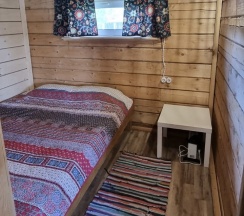 Люкс четырехместный в Хижина