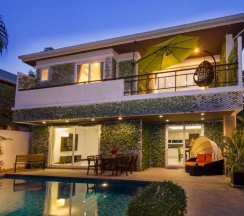 Вилла с 4 комнатами в Tropicana Pool Villa