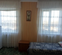 Номер комфорт полулюкс с 2 односпальными кроватями в Космос
