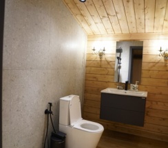 Шестиместный домик с 3мя спальнями и сауной в Аршан