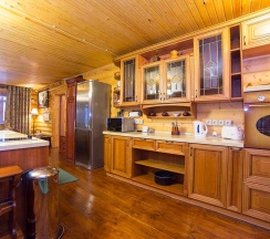 Коттедж VIP(с видом на озеро) в Покровское