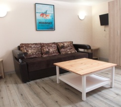 Полулюкс, двухкомнатный номер на втором этаже в Золотая рыбка