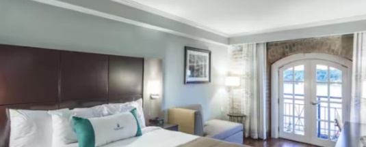 Номер с видом на реку в The Cotton Sail Hotel, Tapestry Collection By Hilton