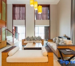 Люкс Deluxe Дуплекс с красивым видом из окна в Sanya Phoenix Waterside Gloria Resort