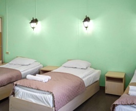 Кровать в 4-местном общем номере в Smart Hotel KDO Ладожский