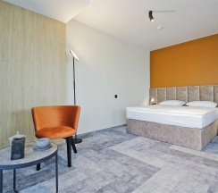 Люкс Плюс в Ластадие