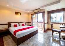 Номер Deluxe в RedDoorz Navin Mansion 3 Pattaya