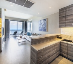 Pool номер Executive Пентхаус с видом на море в Cape Sienna Gourmet Hotel & Villas