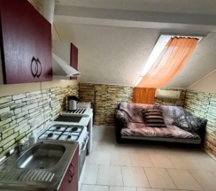 Шестиместная студия Мансарда в Максим